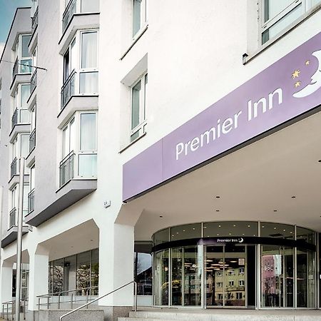 Premier Inn Stuttgart Bad Cannstatt エクステリア 写真
