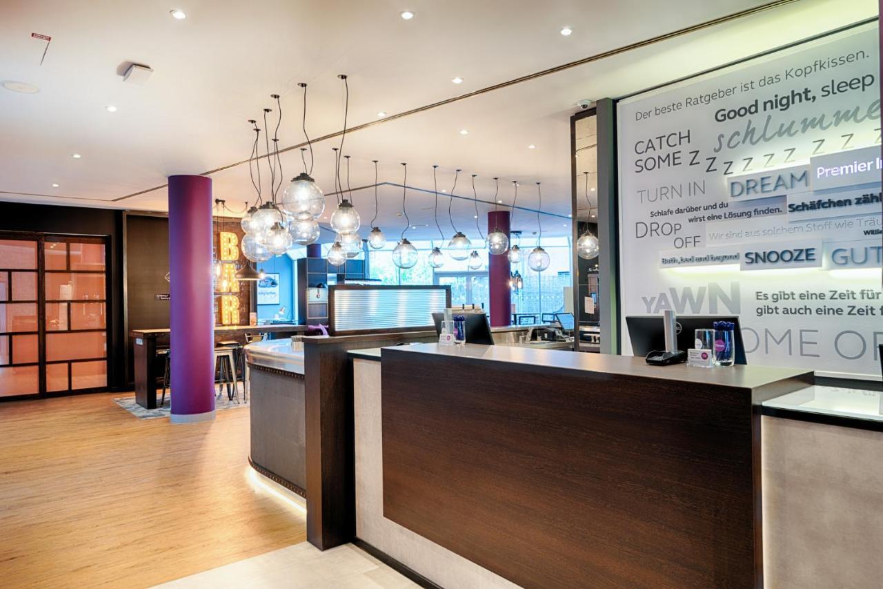 Premier Inn Stuttgart Bad Cannstatt エクステリア 写真